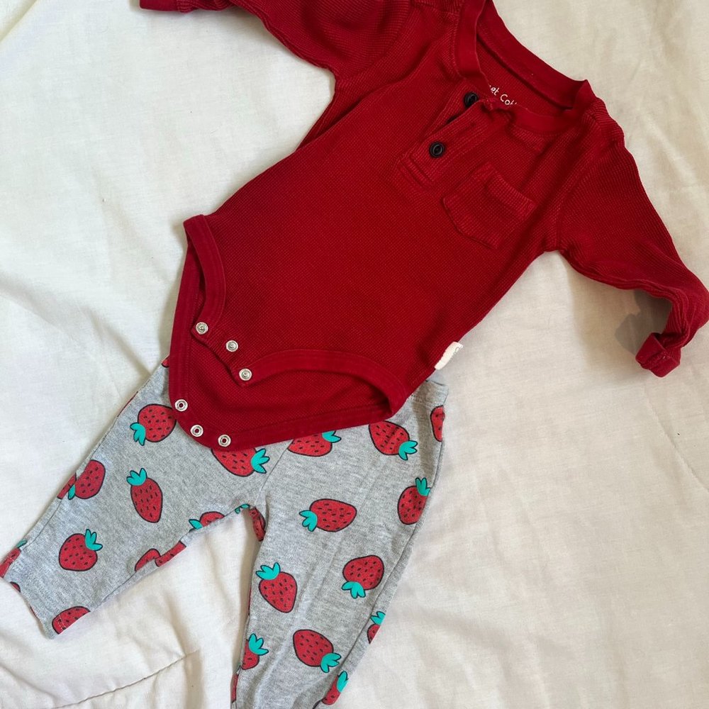 Red Outfit - girls